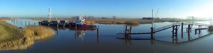 Yachthafen im Winter